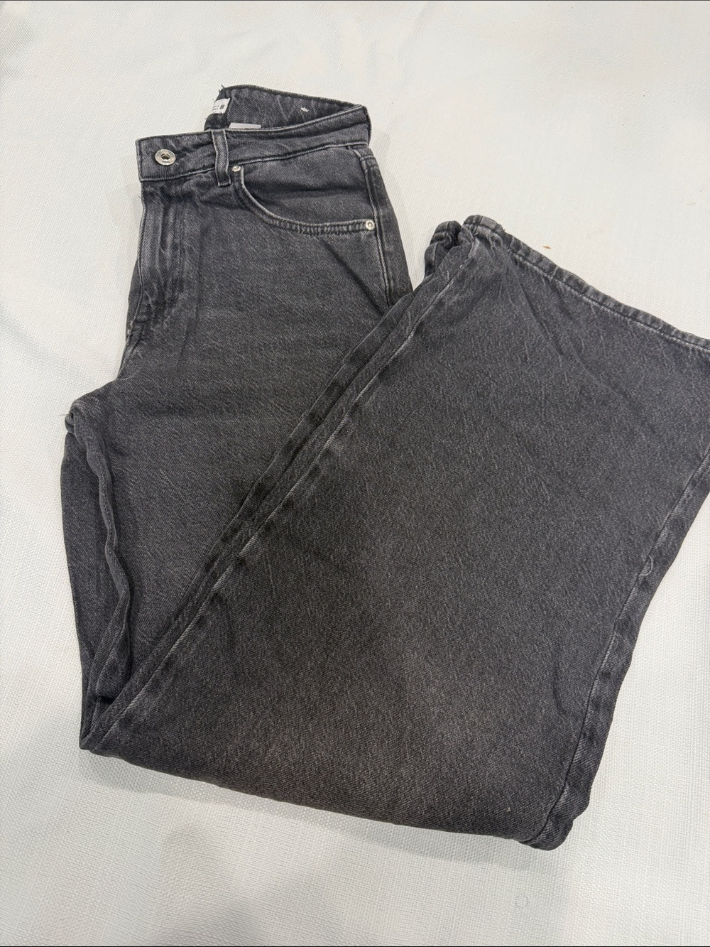 Zara women's stretch Relaxed Black Washed Jeans